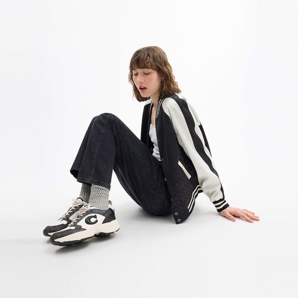 C275 Tech Runner In Signature Canvas - Picture 5 of 9